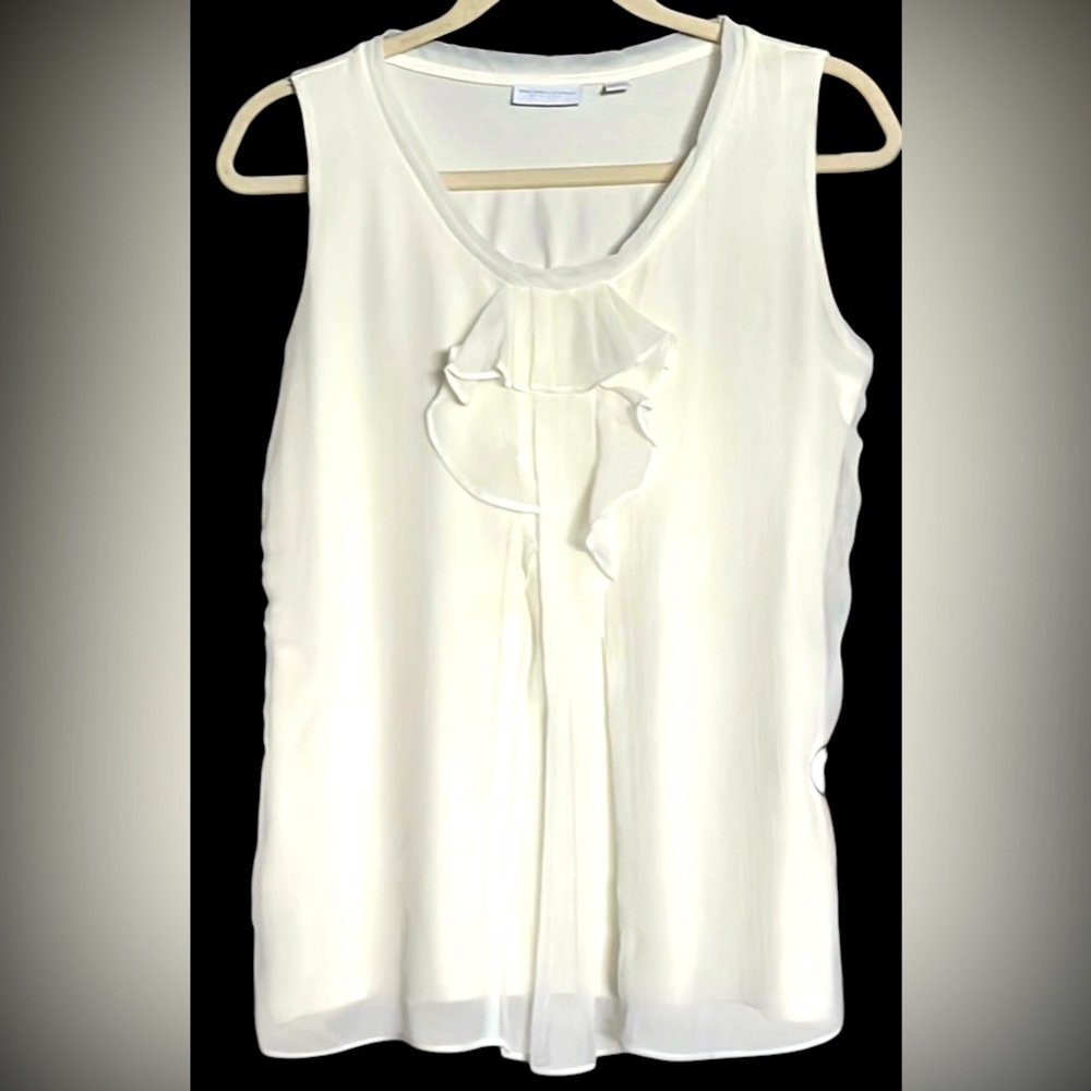 NEW YORK & COMPANY Ivory Color Sleeveless Ruffle Front Shell Top,Sz Medium,GUC.
